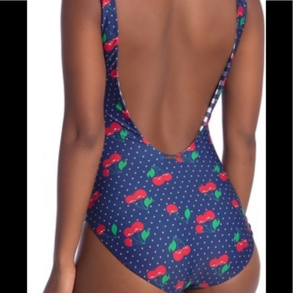 ✨Juicy couture Reversible one piece bathing suit - Picture 2 of 8
